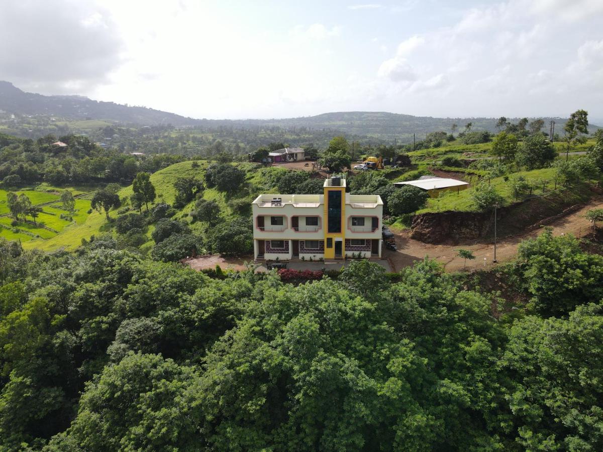 Anand Valley Hotel Panhala Exterior foto